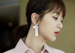 杨紫李现最近吃瓜视频,吃瓜视频揭秘幕后真相