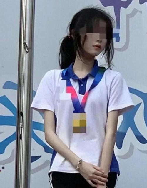 闺蜜吃瓜视频优雅,品味生活，笑谈娱乐圈